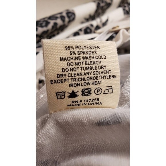 NWT Simply Southern Pineapple Flowing Shorts size S - Picture 8 of 8